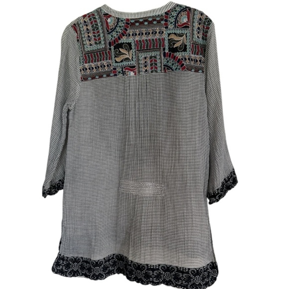 Soft Surroundings Embroidered Tunic Top Womens S Grey‎ Striped Boho 3/4 Sleeve - Picture 14 of 16